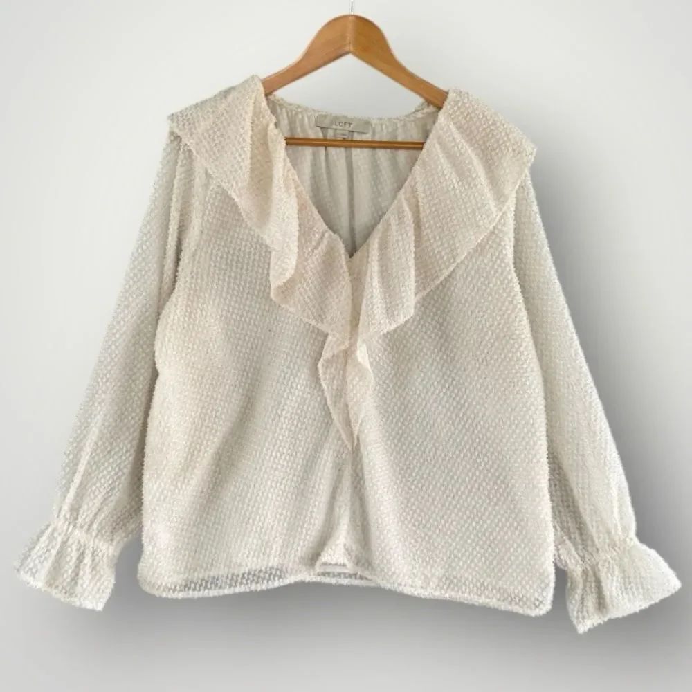 🎉5 for $45🎉 Loft top blouse shirt size L white